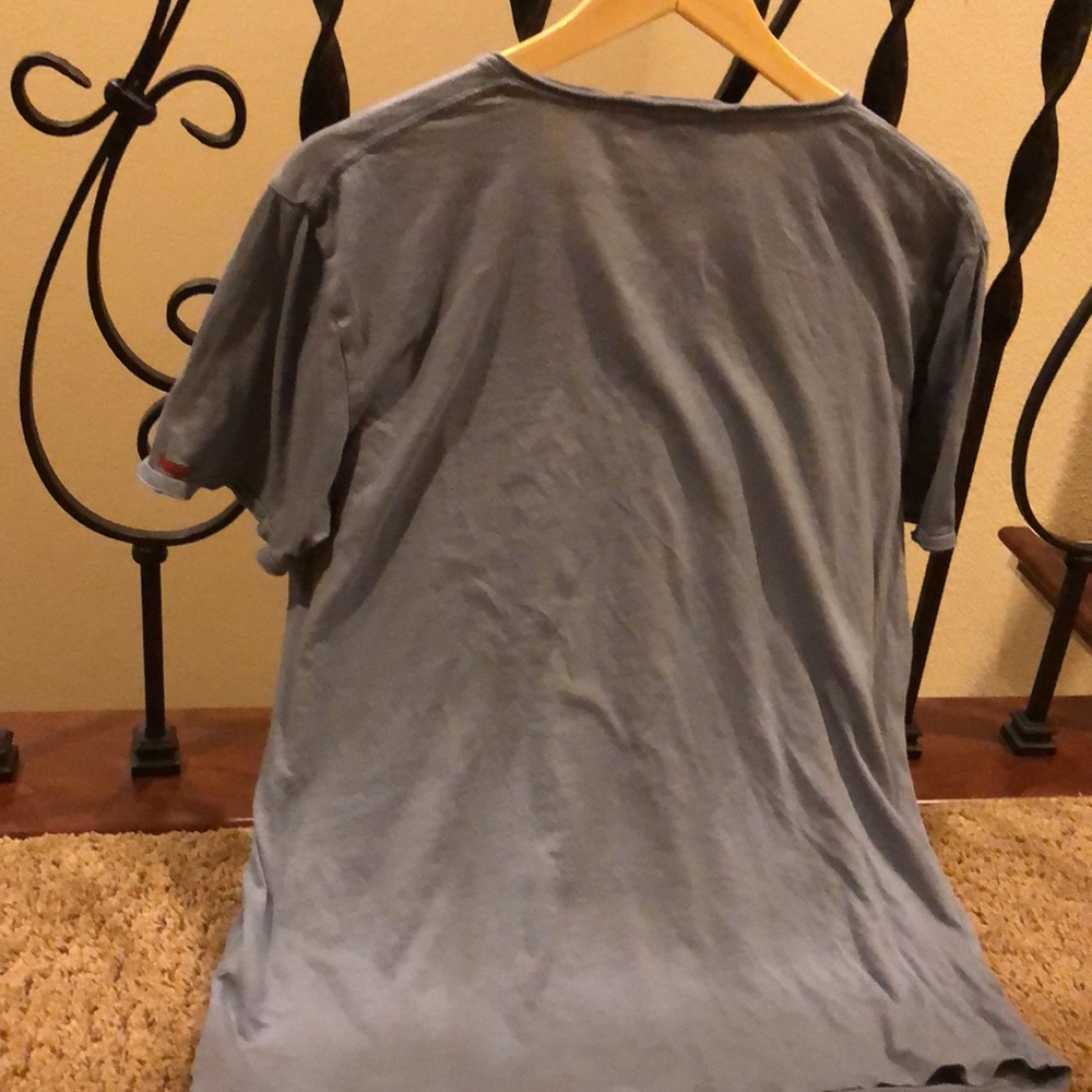 👕 Castro Tee - Picture 6 of 8